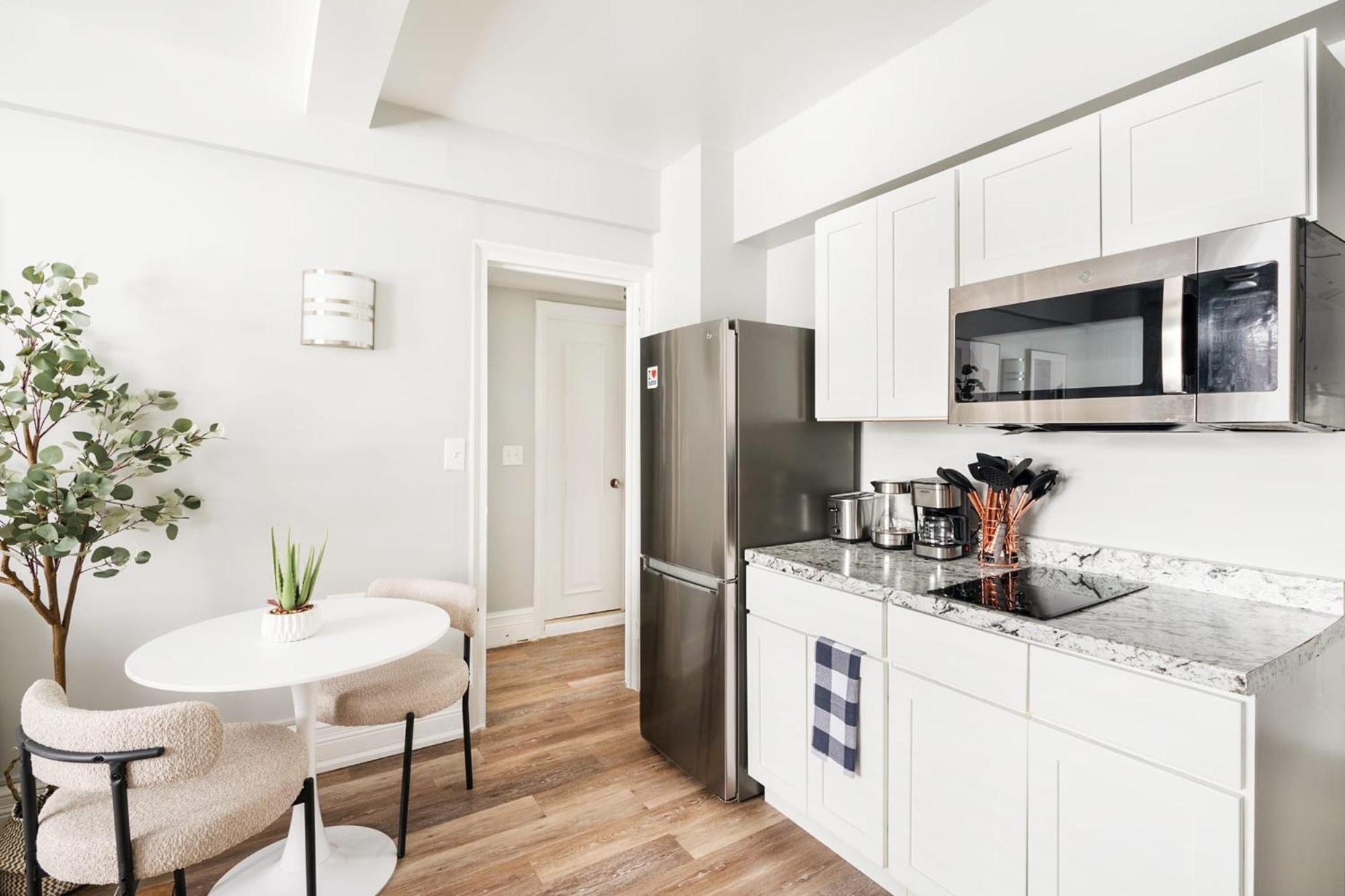 Apartment 73-1406 New 1br 1bth Uws Doorman Gym